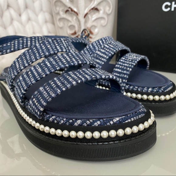 ✅ SOLD. NWT Chanel tweed sandals - Picture 12 of 12